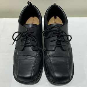 George boys size 5 black dress shoes - worn once like new
